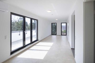 Baujahr 2023: Helle, moderne Wohnung 51 qm mit Terrasse, EK, Klima, Stellplatz
