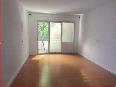 Kapitalanlage mit Potenzial – Modernisiertes 2-Zimmer-Apartment mit Staffelmiete
