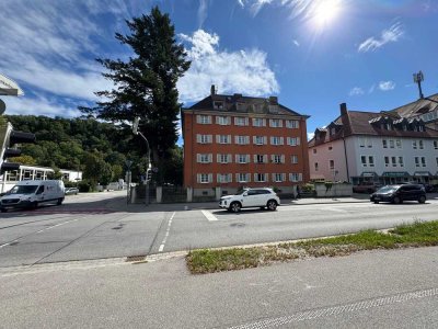 Exklusive, modernisierte 2-Zimmer-Hochparterre-Wohnung in Landshut