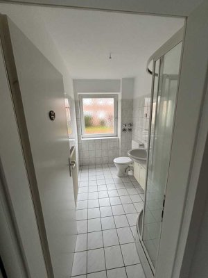 Helle 2-Zimmer-Wohnung mit EBK