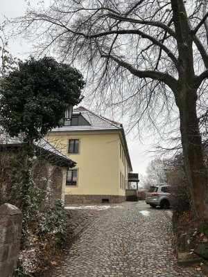 Traumhafte DG-Wohnung mit Blick über Meißen und großem Balkon!!