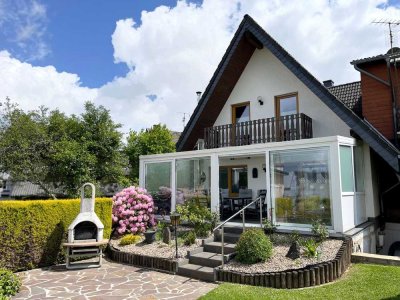 Gepflegtes Einfamilienhaus mit Wintergarten und großem Sonnengarten in Blankenheim-Blankenheimerdorf