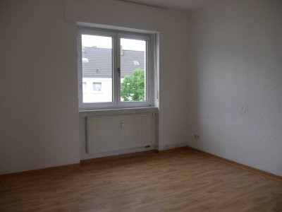 ﻿Schöne 2-Zimmer-Wohnung mit Tageslichtbad und Balkon im Limes-Quartier zu vermieten