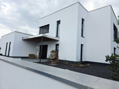 Moderne Villa mit Luxusausstattung