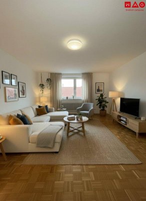 Sanierte Familienwohnung vereint höchsten Wohnkomfort mit einer entspannten Grünlage und herrlichem Ausblick! Freuen Sie sich auf ein durchdachtes, flexibles Raumkonzept – perfekt für modernes Wohnen. Jetzt dank KI-Visualisierung realitätsnah erleben!