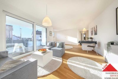 Provisionsfrei und Bezugsfertig: Helle, großzügige 4-Zi.-Wohnung in einer kleinen, modernen Wohna...