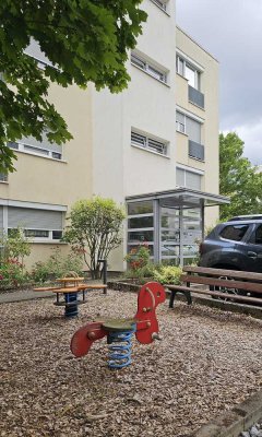 Privatverkauf 
Wunderschöne, lichtdurchflutete 3 Zimmer-Eigentumswohnung, ca. 87m2, Wiesbaden Südost
