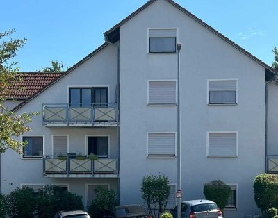 Voll möblierte 1,5-Zimmer-DG-Wohnung mit Balkon in Bretzfeld