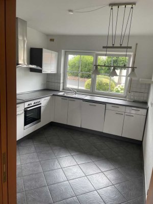 Schöne 4 Zimmer Wohnung mit traumhaften Ausblick
