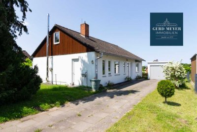 Wohnen auf einer Ebene in Plön, solides Einfamilienhaus auf traumhaftem Grundstück