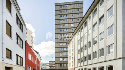 Helle 2-Zimmer-Wohnung im 13. Stock mit Wintergarten und Weitblick