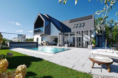 Exklusives Designhaus mit Panoramablick und privater Wellnessoase