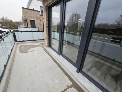 Große 3 Raum-Neubauwohnung mit Balkon sucht Nachmieter zum 1.03