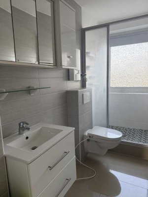 Top-modernisierte 3-Zimmer-Etagenwohnung mit Balkon in Remscheid-Süd