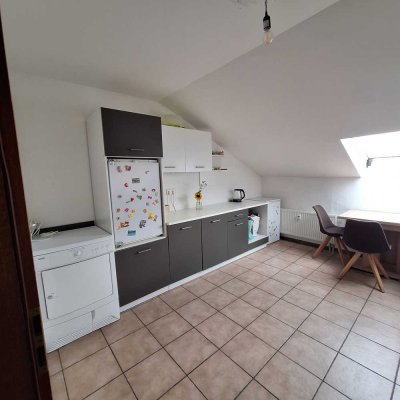900.0 € - 100.0 m² - 3.0 Zi.