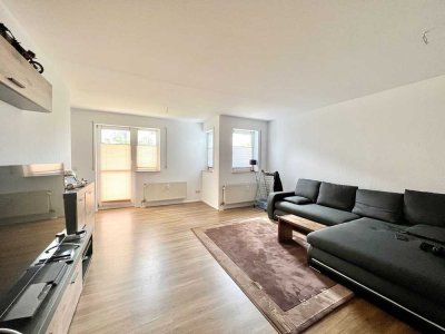 Kapitalanlage: Vermietete 2-Zimmer-Wohnung im 1. OG mit Balkon und TG