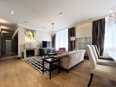 High-Class Living im Herzen Wiens – Exklusive, vollmöblierte Wohnung in renommiertem Haus am Hohen Markt