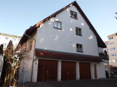 ...::: Schöne 2,5-Zimmer-Wohnung mit Balkon zu vermieten! :::...