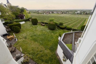 Wunderschöne Maisonette Dachgeschoss Wohnung direkt an den Weinbergen