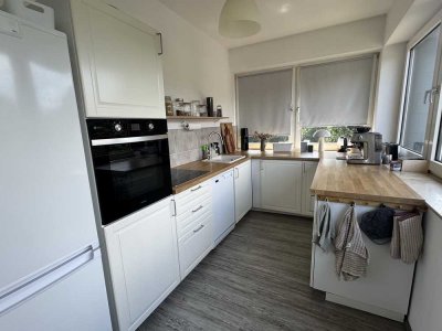 Schöne Dreizimmerwohnung mit Balkon  in Rösrath