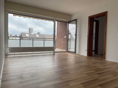 Gepflegte 1 Zimmer Wohnung mit Balkon und Einbauküche in Krefeld-Fischeln