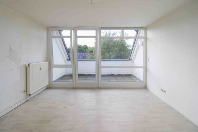 Bezugsfreie 3-Zi.-Dachgeschosswohnung mit ausgebautem Studio – Haus-in-Haus-Charakter in Leverkusen