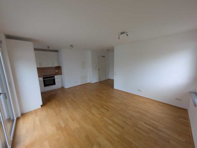 2-Zimmer-Wohnung mit geh. Innenausstattung mit Balkon und EBK