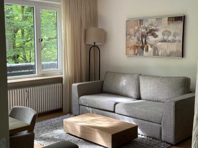 Geschmackvolle mobilierte 1-Raum-Wohnung mit luxuriöser Innenausstattung zur Nachmiete in Solln