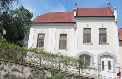 Traumhaftes Atrium-Einfamilienhaus in Baden – 5 Zimmer, Garten &amp; Terrassen beim Kurpark von Baden!