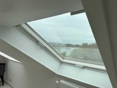 Attraktive und neuwertige 1,5-Zimmer-Dachgeschosswohnung in Leubsdorf