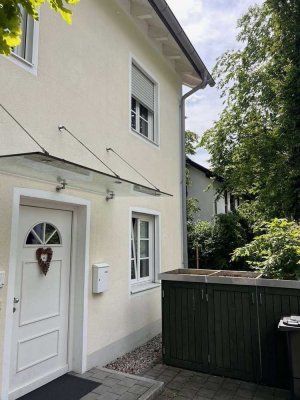 Helle-Hochwertige - Große Doppelhaushälfte mit Garten
