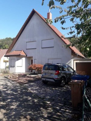 Charmantes Einfamilienhaus mit Garage und Garten in Otterberg