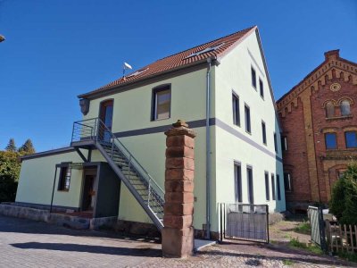 ...saniertes Einfamilienhaus mit Einliegerwohnung auch als 3-Familienhaus nutzbar