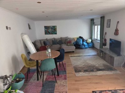 1 Zimmer Wohnung für Wohngemeinschaft!
