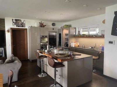 "Neuwertiger Bungalow, Barrierefrei mit vielen Extras"