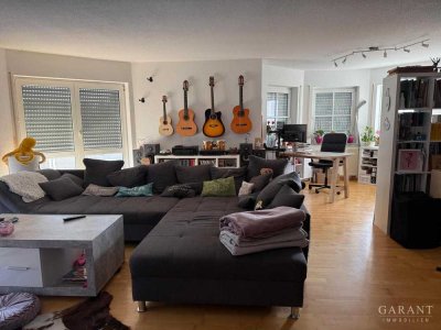 Lichtdurchflutete Wohnidylle mit Stil und zwei XXL-Balkonen