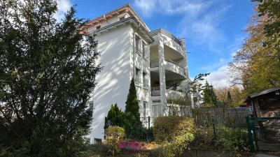 Stilvoll wohnen! - Moderne, seniorengerechte 3 Zimmer-Eigentumswohnung mit Aufzug und großer Loggia