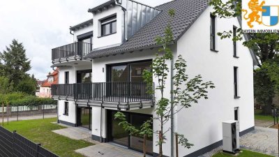 Neubau - Repräsentative, moderne Eigentumswohnung mit Balkon und Aussenstellplatz in guter Lage