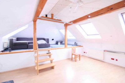 Gepflegtes Einfamilienhaus mit Einliegerwohnung, Garten und Garage