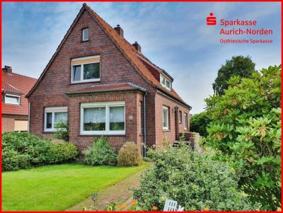 Modernisierungsbedürftiges Einfamilienhaus auf großem Grundstück in Zentrumsnähe von Wiesmoor
