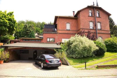 Historische Eleganz trifft auf modernen Komfort: Eine Villa der Extraklasse