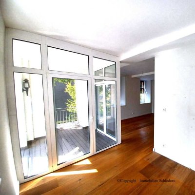 Hochwertige Maisonettewohnung mit Loggia und Terrasse in besonderer Lage !