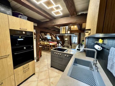 Wunderschöne Dachgeschosswohnung im denkmalgeschützten Haus