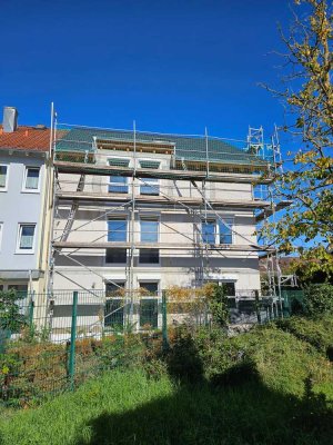 Tolle 3 ZKBB NEUBAU , ca. 76 m² Maisonette ETW im DG eines 4FH