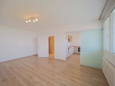 Modernisierte &amp; kompakte Wohnung mit Loggia und Weitblick in Laxenburg