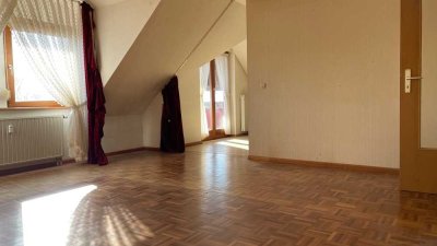 Schöne DG Wohnung in guter Lage