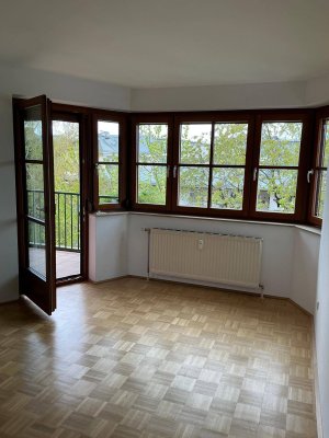 Komplett renovierte 3-Zimmer Wohnung
