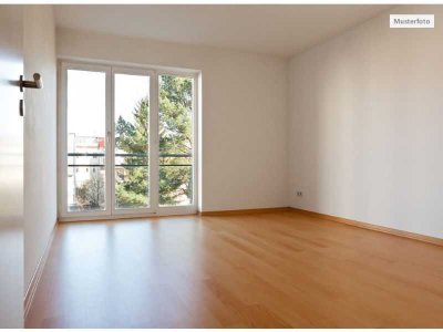 Provi frei 3 Zimmer - Wohnung mit Balkon
