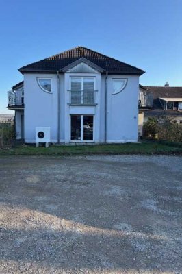 Hübsche 3-Zimmer-Dachgeschosswohnung mit Balkon u. großem Garten in Stolberg-Mausbach