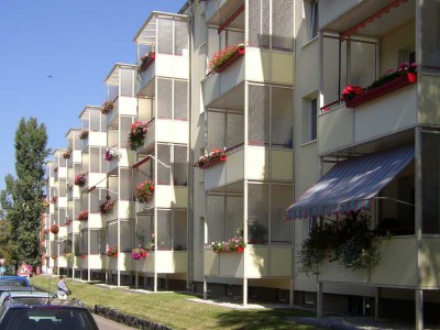 4-Raum-Wohnung im Stadtzentrum mit Badewanne und Balkon